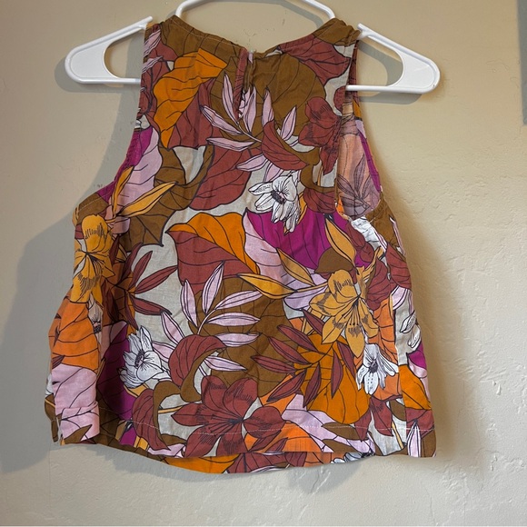 Floral Tank Top - Picture 2 of 3
